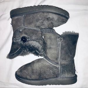 UGG Bailey button boots